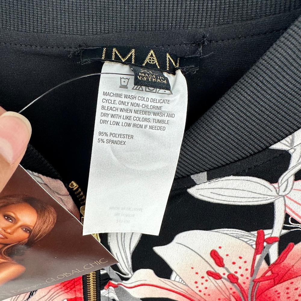 IMAN Global Chic Floral Bomber Jacket Black Red Tropical Lily Print Size XL NWT - Picture 5 of 14